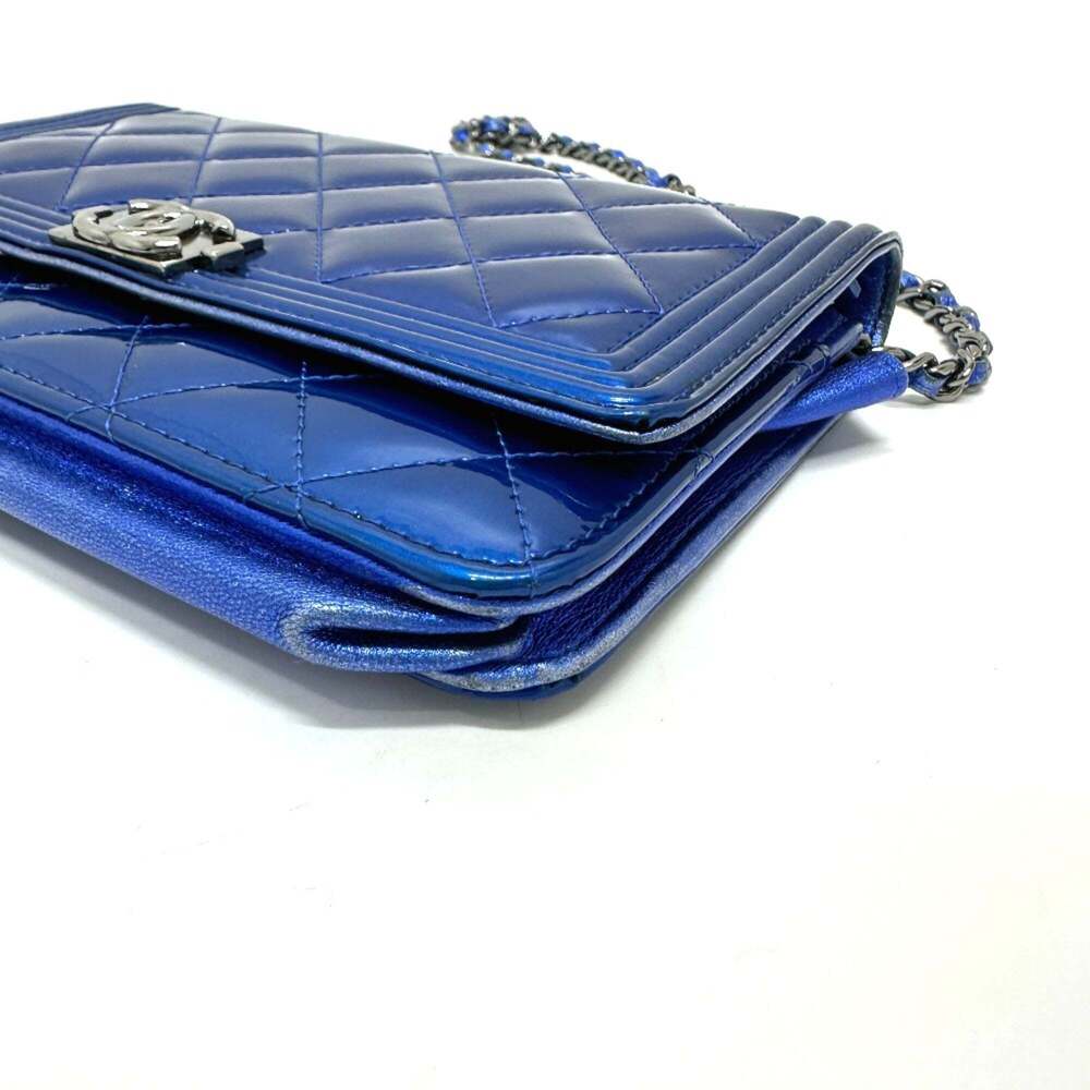 CHANEL Blue Shoulder Bag - Picture 4 of 16